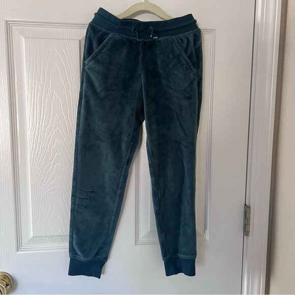 All in Motion Kids Green Velour Hoodie and Pants Set 6/6x EUC - Picture 6 of 9